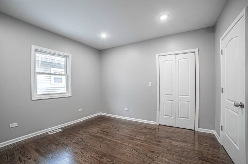 639 16 Ave, Broadview IL 60155-4013 exterior