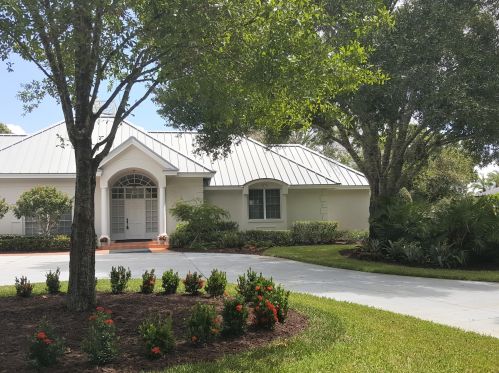 7885 Saddlebrook Dr, Fort Pierce FL  34986-3131 exterior