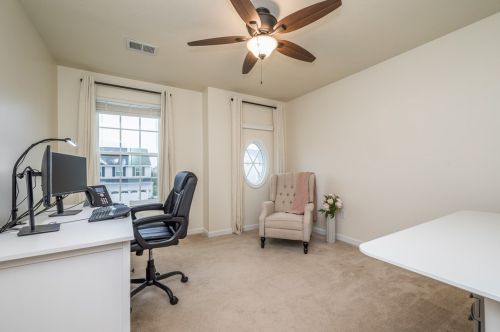 137 Cimarron Dr, Moon Twp PA  15108-9642 exterior