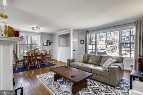 415 Hillmoor Dr, Silver Spring MD 20901-2634 exterior