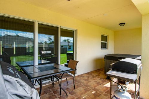 3634 Margela St, Fort Pierce FL 34953 exterior