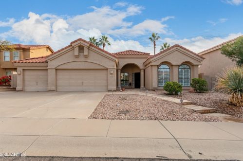 13227 38th St, Phoenix, AZ 85032-6605