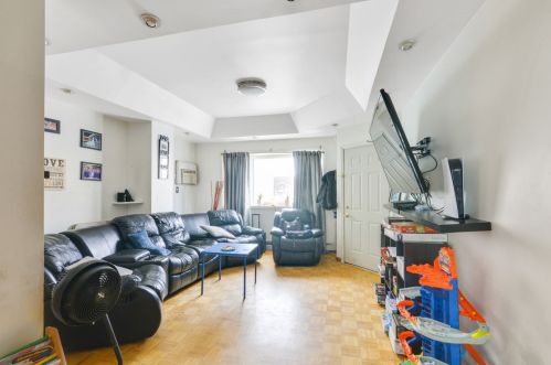 918 St, Union City NJ 07087-2101 exterior