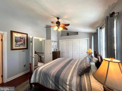 8124 Brightridge Ct, Ellicott MD 21043-6988 exterior