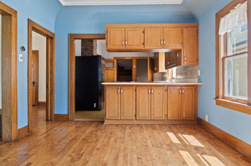 2150 66, Milwaukee WI 53213-2036 exterior