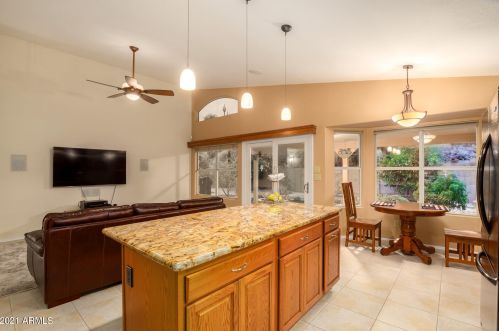 1620 Acoma Dr, Phoenix AZ 85032-5226 exterior