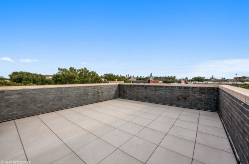 4321 Paulina St, Chicago IL  60613-1219 exterior