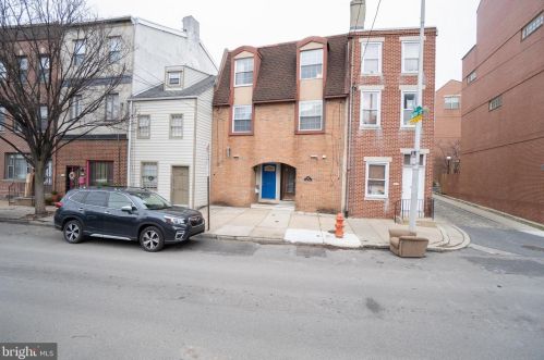 919 2nd St, Philadelphia PA  19147-2326 exterior