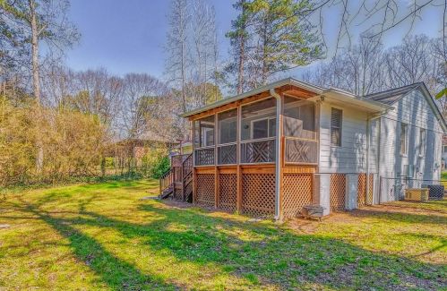 1534 Berkeley Ln, Atlanta GA 30329-2729 exterior