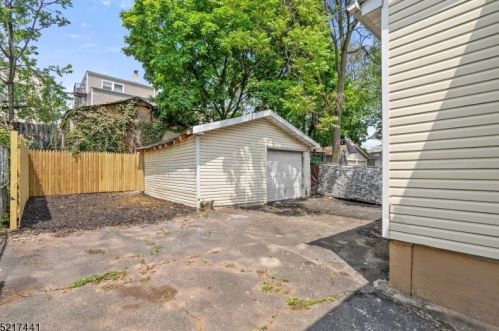 305 Isabella Ave, Irvington NJ  07111-2507 exterior