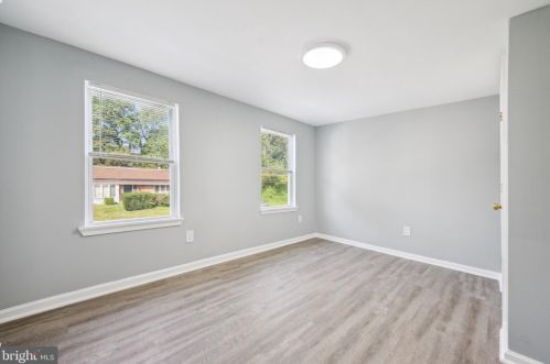 6240 Clayton Ave, Camden NJ 08109-1305 exterior