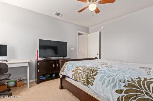 11871 Gray Eagle Ave, Tucson AZ 85737-8662 exterior