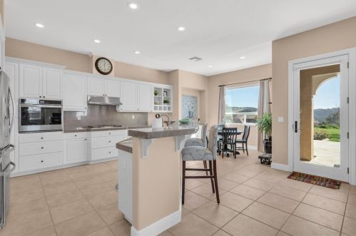 1403 Souza Dr, Folsom CA 95762-7559 exterior