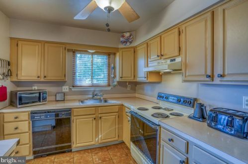 25 Erbitea Ln, New Castle DE 19720-4655 exterior