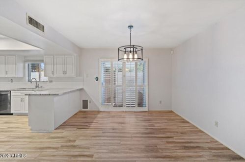 6127 13th St, Phoenix AZ 85040-1249 exterior