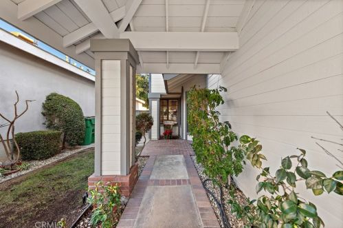 12575 Wedgwood Cir, Tustin, CA 92780-2879