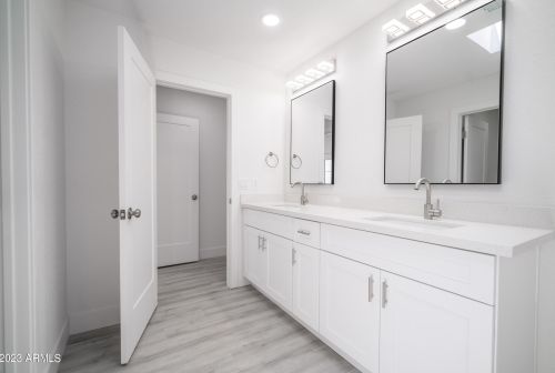 9605 Navajo Pl, Chandler AZ 85248-7119 exterior