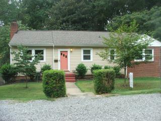 4106 Forest Cir, Richmond, VA 23225-3310