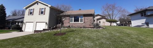 244 Joseph St, Bull Valley IL 60098-2423 exterior