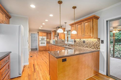 3079 Mccully Dr, Atlanta GA 30345-3751 exterior