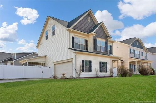 11 Bicentennial Way, Cameron, NC 28326-5017