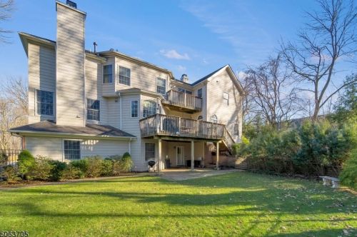 31 Leslie Ave, Florham Park, NJ 07932-2163