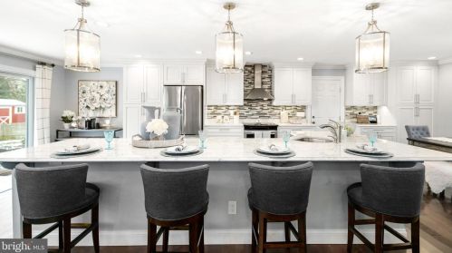 4721 Jasmine Dr, Rockville MD exterior