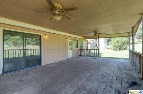 1740 Knl Schwope Rd, Spring Branch TX 78070-6213 exterior