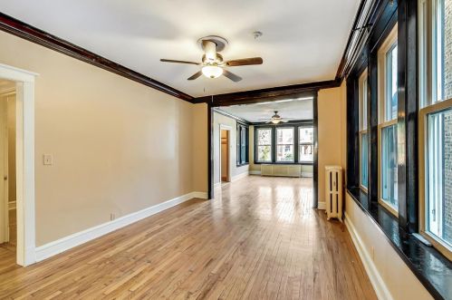 2255 Addison St, Chicago IL 60618-6017 exterior