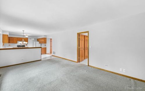 1788 Woodhaven Dr, Bull Valley IL 60014-1940 exterior