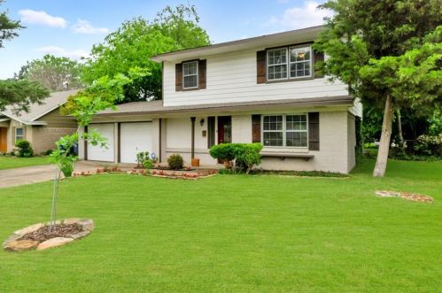 8725 Charing Cross Ln, Dallas, TX 75238-3811