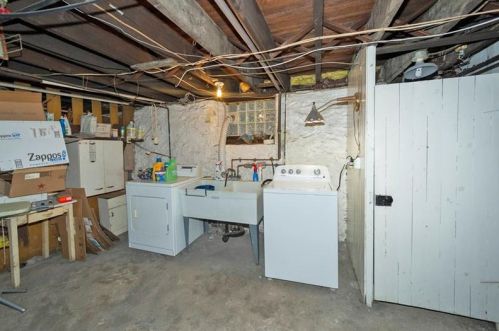 622 Copeland St, Pittsburgh PA 15232-4224 exterior