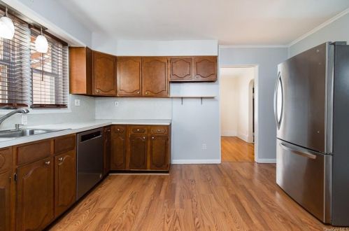 45 Mitchell Ave, Poughkeepsie NY 12603-3420 exterior