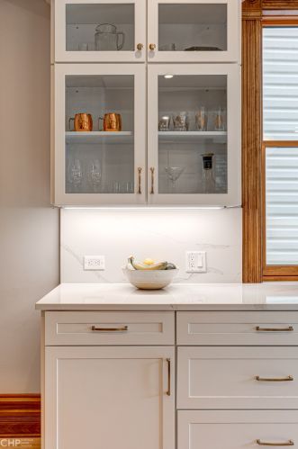 2143 Thomas St, Chicago IL 60651-3248 exterior