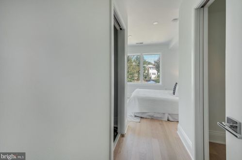 835 Longfellow St, Washington DC  20011-8205 exterior