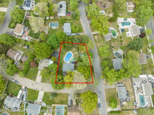 2 Teal Pl, Berkeley Township NJ  08721-1620 exterior