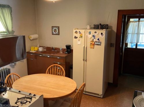 338 Mason Ave, Paterson NJ 07508-1428 exterior