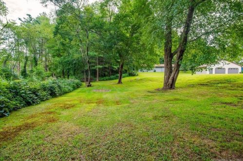 16 Attawaugan Xing Rd, Killingly CT 06241-1602 exterior