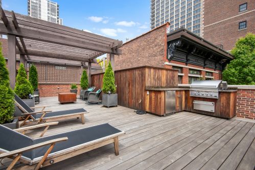 1358 Dearborn St, Chicago IL 60827-2510 exterior