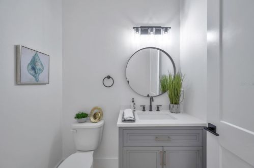 4307 Clark Ave, Tampa FL  33611-1305 exterior