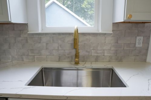 1152 Laketon Ave, Meskegon MI  49441-2802 exterior