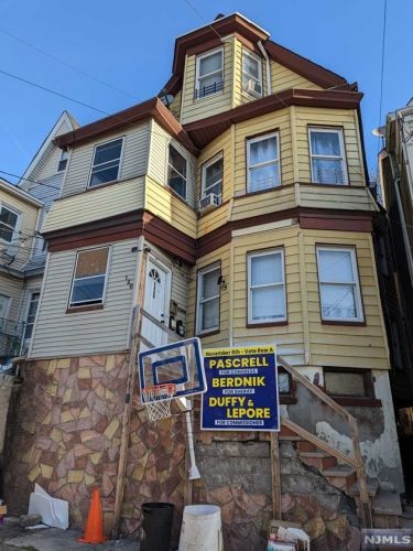 128 Jasper St, Paterson NJ  07522-1916 exterior