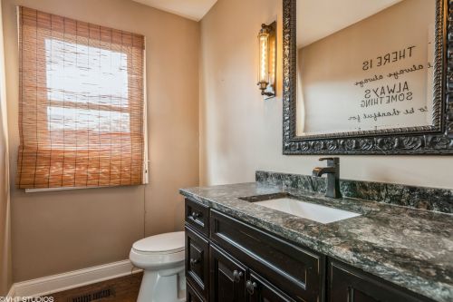 237 Burning Bush Trl, Bull Valley IL 60012-3652 exterior