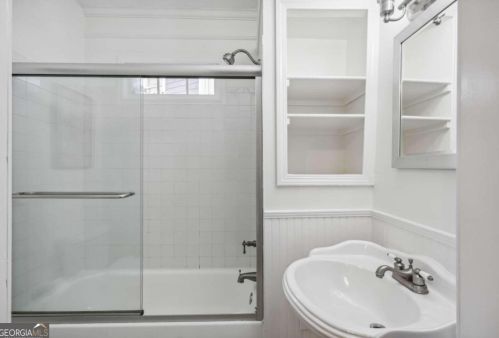 805 Charles Allen Dr, Atlanta GA  30308-1706 exterior