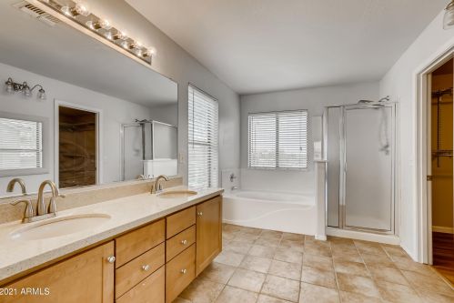 9009 6 St, Phoenix AZ 85020-3502 exterior