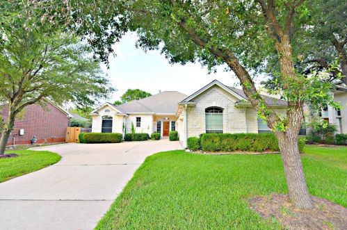 17109 Ennis Trl, Austin TX  78717-5503 exterior