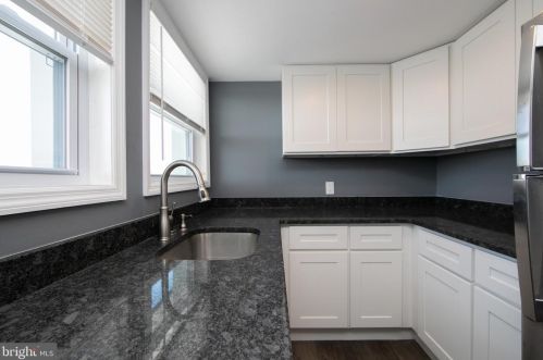 6829 Waldorf Ave, Camden NJ 08110-6109 exterior