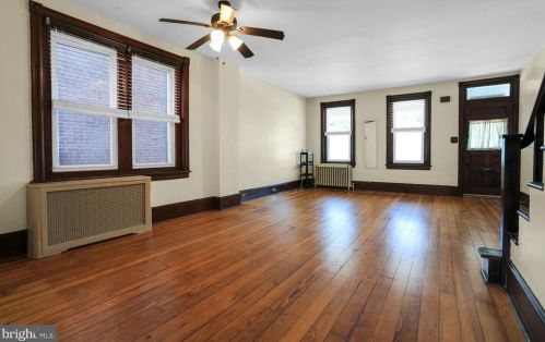 103 3rd Ave, Limerick PA  19468-1905 exterior