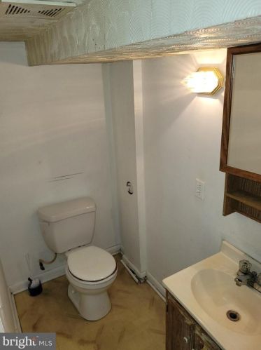 917 Delafield Pl, Washington DC 20011-4418 exterior