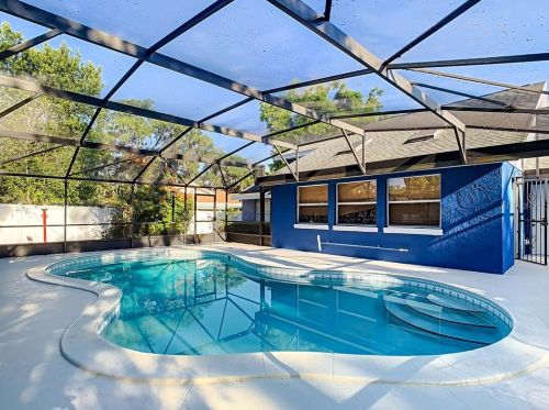 450 Ridgewood St, Altamonte Springs FL 32701-7822 exterior